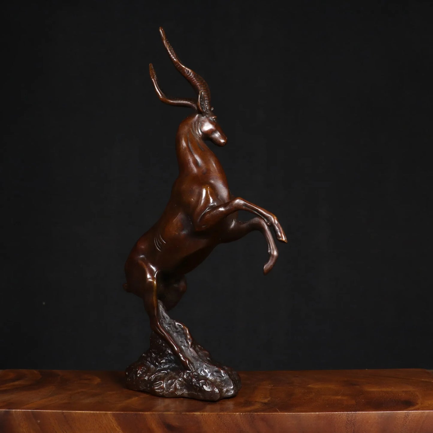 Statue d'Antilope - Décoration en Cuivre Pur