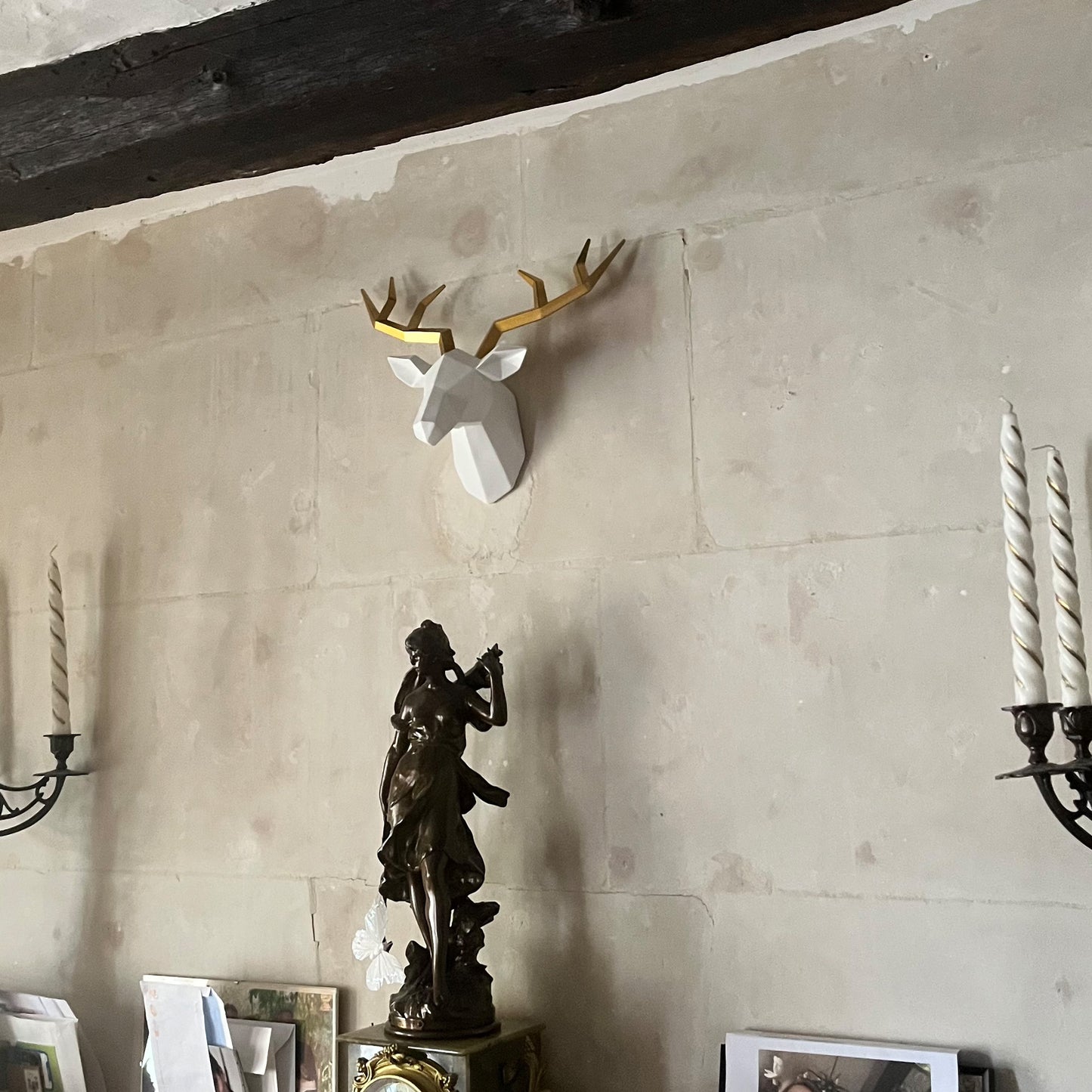 Décoration Murale Design - Tête de Cerf Géométrique